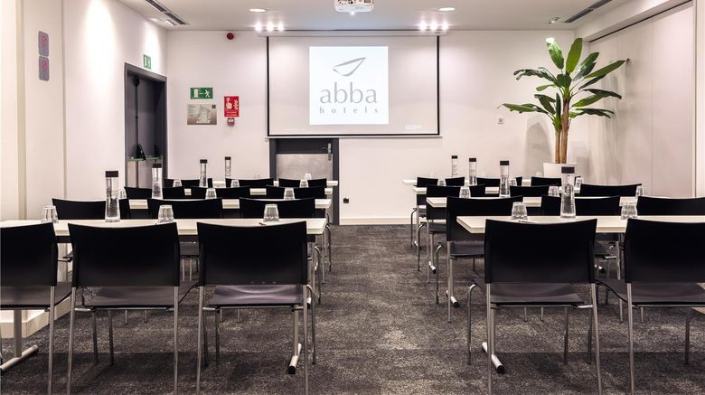 <b>Abba Sants Hotel Meeting</b>. Images powered by <a href="https://iceportal.shijigroup.com/" title="IcePortal" target="_blank">IcePortal</a>.