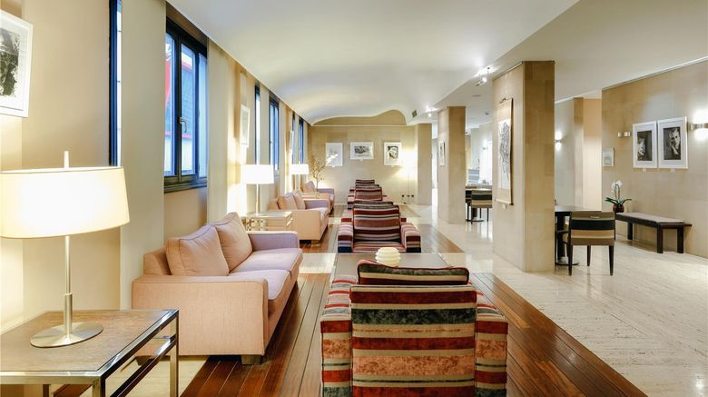 <b>abba Euskalduna Hotel Lobby</b>. Images powered by <a href="https://iceportal.shijigroup.com/" title="IcePortal" target="_blank">IcePortal</a>.