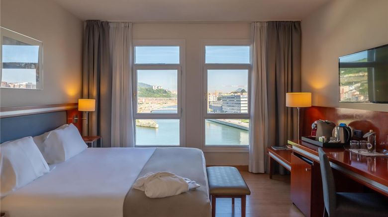 <b>abba Euskalduna Hotel Room</b>. Images powered by <a href="https://iceportal.shijigroup.com/" title="IcePortal" target="_blank">IcePortal</a>.