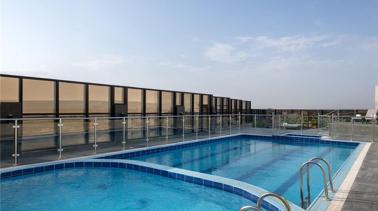 Radisson Hotel Madinah Pool