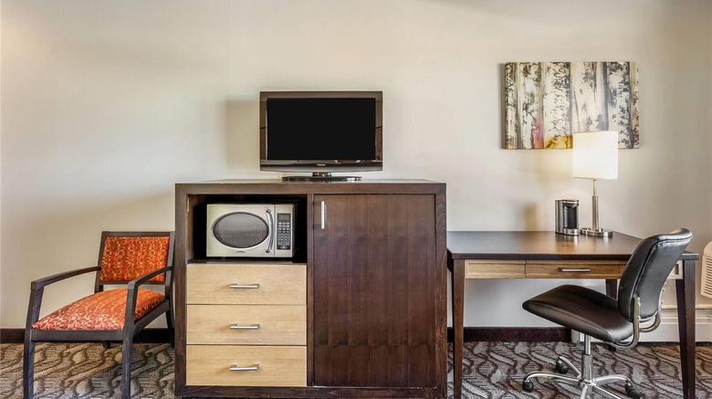 <b>Days Inn by Wyndham Airdrie Room</b>. Images powered by <a href="https://iceportal.shijigroup.com/" title="IcePortal" target="_blank">IcePortal</a>.
