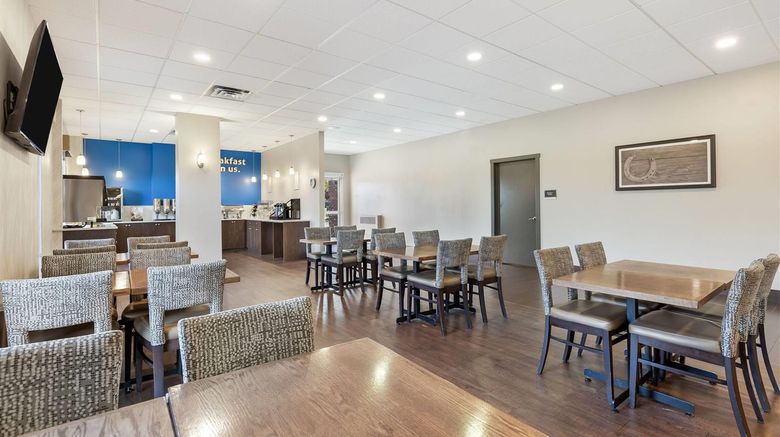 <b>Days Inn by Wyndham Airdrie Restaurant</b>. Images powered by <a href="https://iceportal.shijigroup.com/" title="IcePortal" target="_blank">IcePortal</a>.