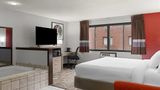 Ramada by Wyndham Cedar Rapids South Suite