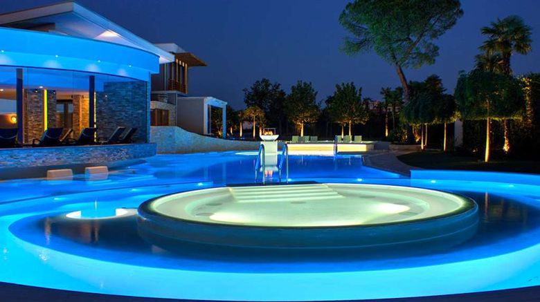 <b>Hotel Terme Esplanade Tergesteo Pool</b>. Images powered by <a href="https://iceportal.shijigroup.com/" title="IcePortal" target="_blank">IcePortal</a>.