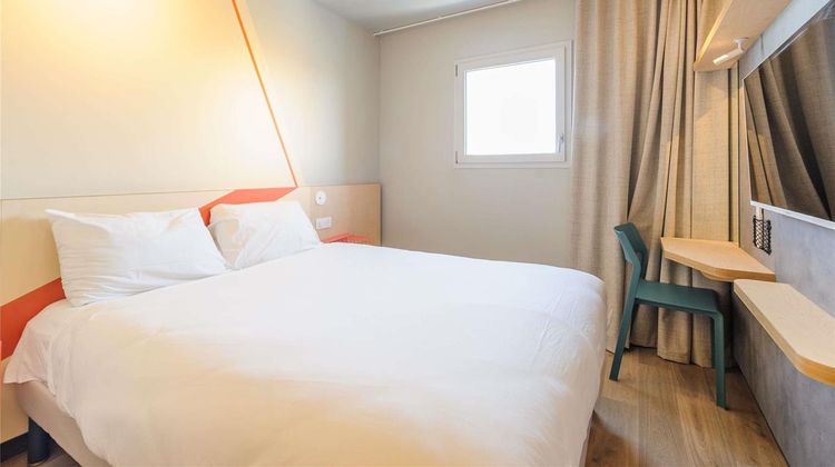Ibis Budget Puilboreau Exterior