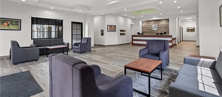 Quality Inn & Suites I-75 Lobby