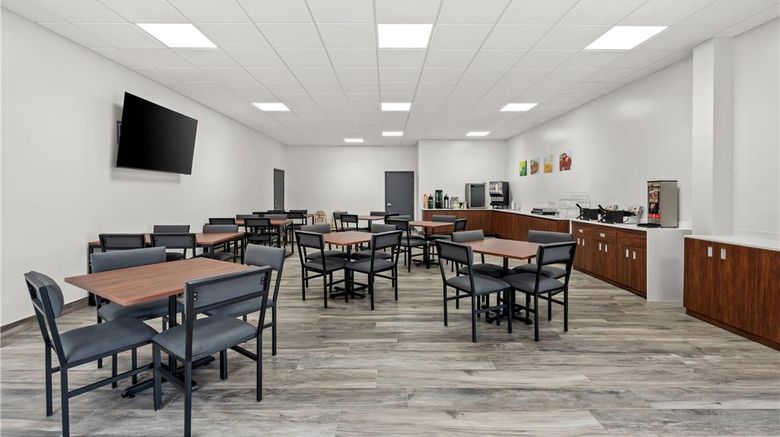 <b>Quality Inn & Suites I-75 Restaurant</b>. Images powered by <a href="https://iceportal.shijigroup.com/" title="IcePortal" target="_blank">IcePortal</a>.