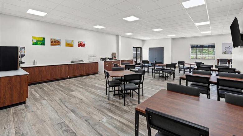 <b>Quality Inn & Suites I-75 Restaurant</b>. Images powered by <a href="https://iceportal.shijigroup.com/" title="IcePortal" target="_blank">IcePortal</a>.