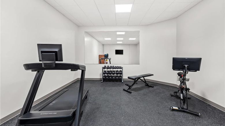<b>Quality Inn & Suites I-75 Health</b>. Images powered by <a href="https://iceportal.shijigroup.com/" title="IcePortal" target="_blank">IcePortal</a>.