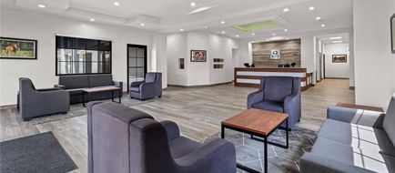 Quality Inn & Suites I-75 Lobby