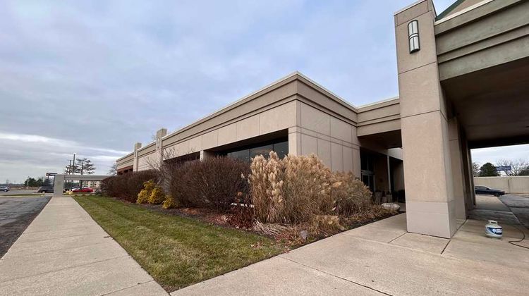 Skyline Hotel Detroit Airport, SureStay Exterior