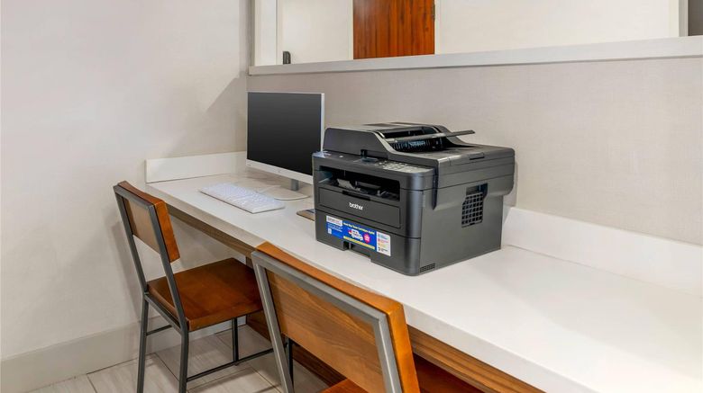 <b>Keene Elm City Hotel, Ascend Hotel Other</b>. Images powered by <a href="https://iceportal.shijigroup.com/" title="IcePortal" target="_blank">IcePortal</a>.