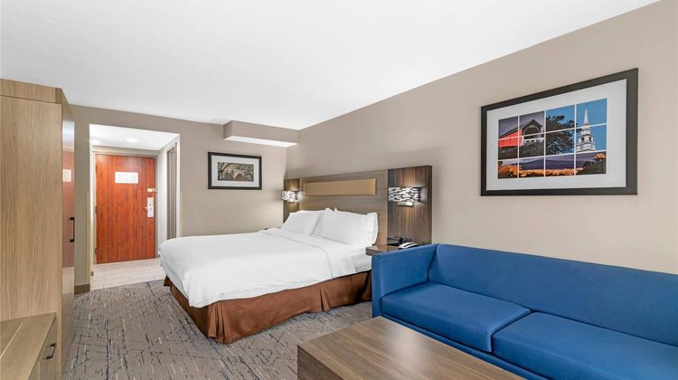 Keene Elm City Hotel, Ascend Hotel Room