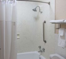 Quality Inn Harriman Room