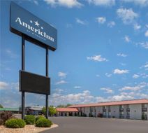AmericInn by Wyndham Appleton Downtown Exterior