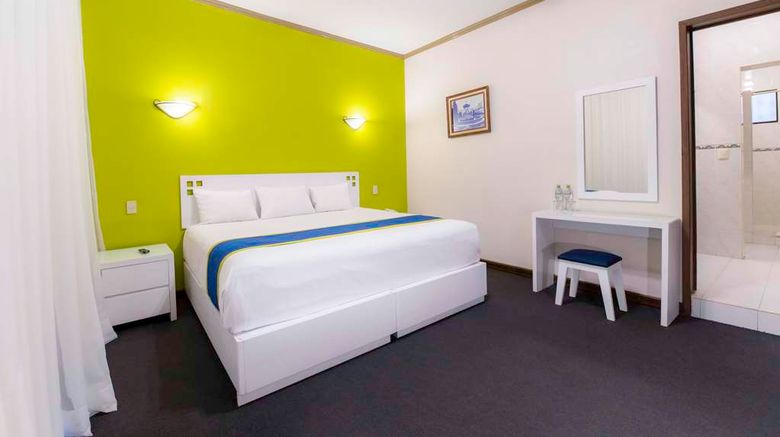 <b>Hotel Vistaexpress Morelia Room</b>. Images powered by <a href="https://iceportal.shijigroup.com/" title="IcePortal" target="_blank">IcePortal</a>.