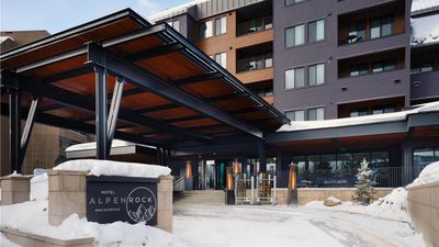 Hotel Alpenrock, Curio Collection