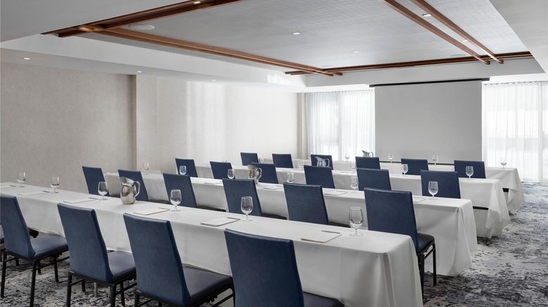 <b>Hotel Alpenrock, Curio Collection Meeting</b>. Images powered by <a href="https://iceportal.shijigroup.com/" title="IcePortal" target="_blank">IcePortal</a>.
