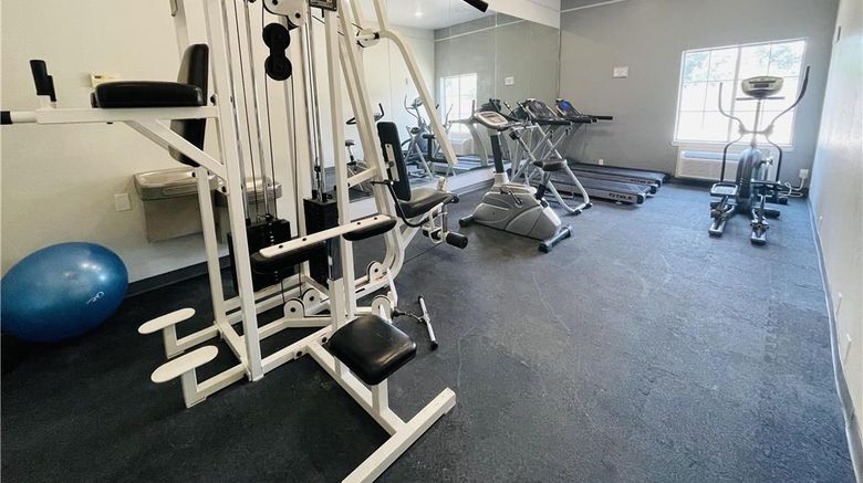 <b>Sonesta Essential Hotels North Houston Health</b>. Images powered by <a href="https://iceportal.shijigroup.com/" title="IcePortal" target="_blank">IcePortal</a>.