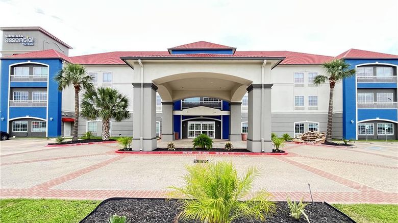 <b>Sonesta Essential Hotels North Houston Exterior</b>. Images powered by <a href="https://iceportal.shijigroup.com/" title="IcePortal" target="_blank">IcePortal</a>.