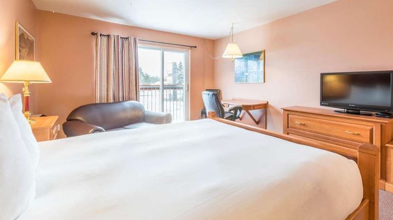 <b>Hotel Baie-Saint-Paul Room</b>. Images powered by <a href="https://iceportal.shijigroup.com/" title="IcePortal" target="_blank">IcePortal</a>.