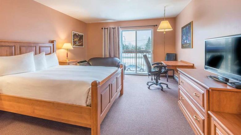 <b>Hotel Baie-Saint-Paul Room</b>. Images powered by <a href="https://iceportal.shijigroup.com/" title="IcePortal" target="_blank">IcePortal</a>.