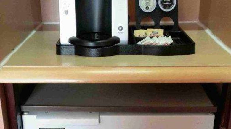 <b>Hotel Baie-Saint-Paul Room</b>. Images powered by <a href="https://iceportal.shijigroup.com/" title="IcePortal" target="_blank">IcePortal</a>.