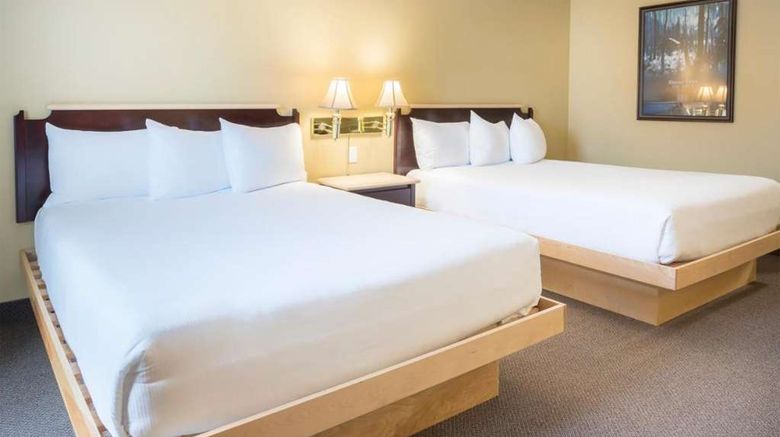 <b>Hotel Baie-Saint-Paul Room</b>. Images powered by <a href="https://iceportal.shijigroup.com/" title="IcePortal" target="_blank">IcePortal</a>.