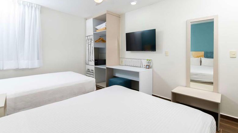 <b>Vista Express Guadalajara Expo SureStay Room</b>. Images powered by <a href="https://iceportal.shijigroup.com/" title="IcePortal" target="_blank">IcePortal</a>.