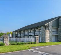 SureStay Studio by Best Western Paradise Exterior