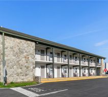 SureStay Studio by Best Western Paradise Exterior