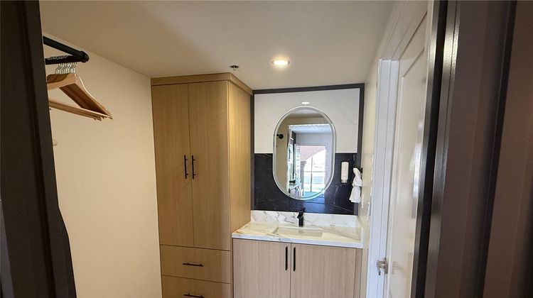 MainStay Suites Suite