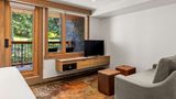 <b>Otter Hotel Suite</b>. Images powered by <a href="https://iceportal.shijigroup.com/" title="IcePortal" target="_blank">IcePortal</a>.