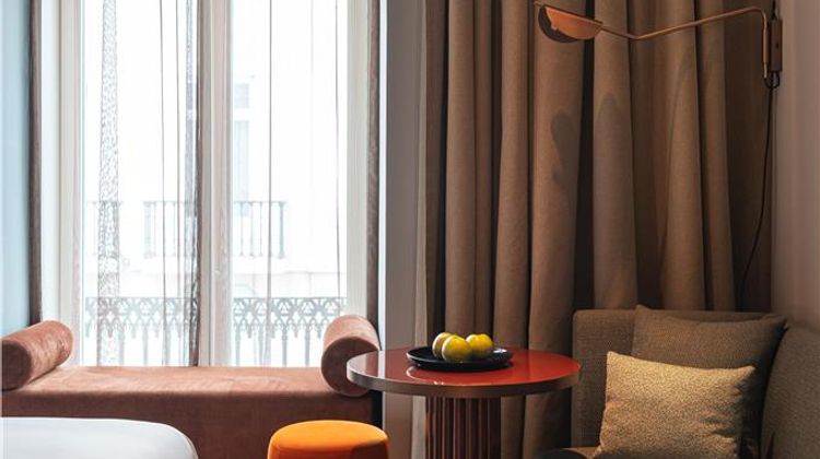 Behotelisboa Room