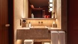 Behotelisboa Room