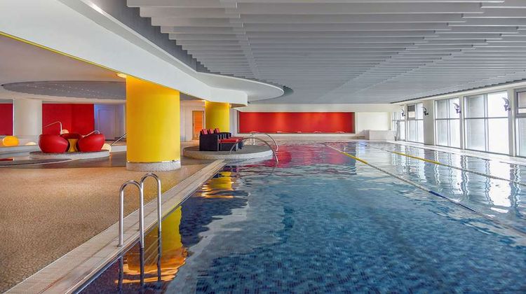 Hyatt Regency Taoyuan International Arpt Pool
