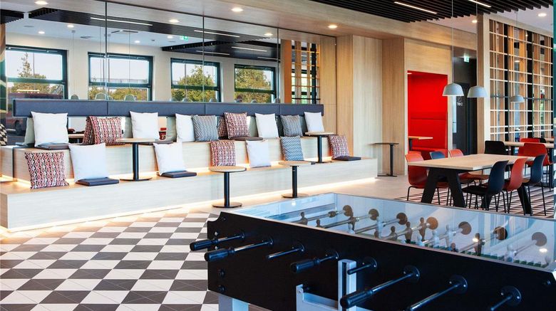 <b>ibis budget Berlin Airport Exterior</b>. Images powered by <a href="https://iceportal.shijigroup.com/" title="IcePortal" target="_blank">IcePortal</a>.