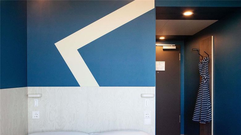 <b>ibis budget Berlin Airport Room</b>. Images powered by <a href="https://iceportal.shijigroup.com/" title="IcePortal" target="_blank">IcePortal</a>.