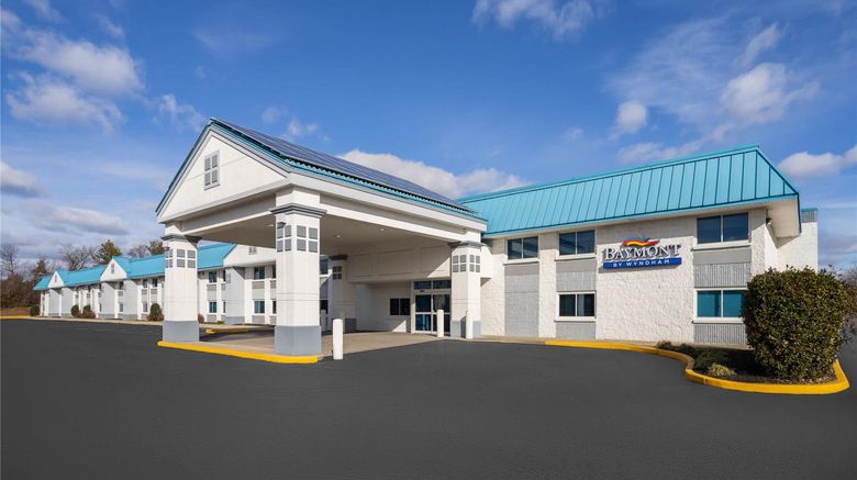 <b>Baymont by Wyndham Westampton Exterior</b>. Images powered by <a href="https://iceportal.shijigroup.com/" title="IcePortal" target="_blank">IcePortal</a>.