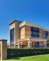Heritage Inn Suites-Trademark by Wyndham