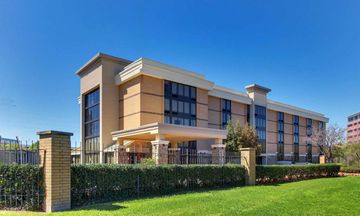 Heritage Inn Suites-Trademark by Wyndham