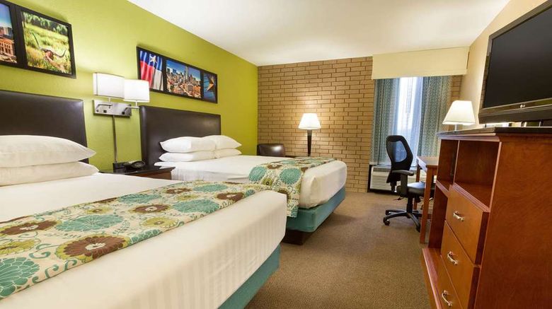 <b>Heritage Inn Suites-Trademark by Wyndham Room</b>. Images powered by <a href="https://iceportal.shijigroup.com/" title="IcePortal" target="_blank">IcePortal</a>.