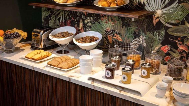 Aiglon Hotel Restaurant