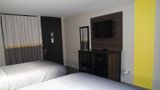 Super 8 by Wyndham Savannah Room
