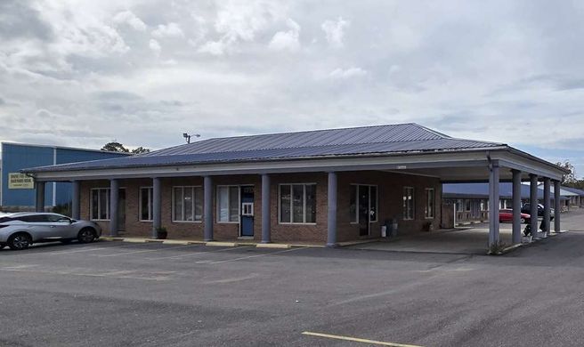 Travelodge by Wyndham Thomasville Exterior
