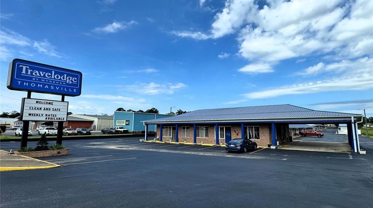 Travelodge by Wyndham Thomasville Exterior