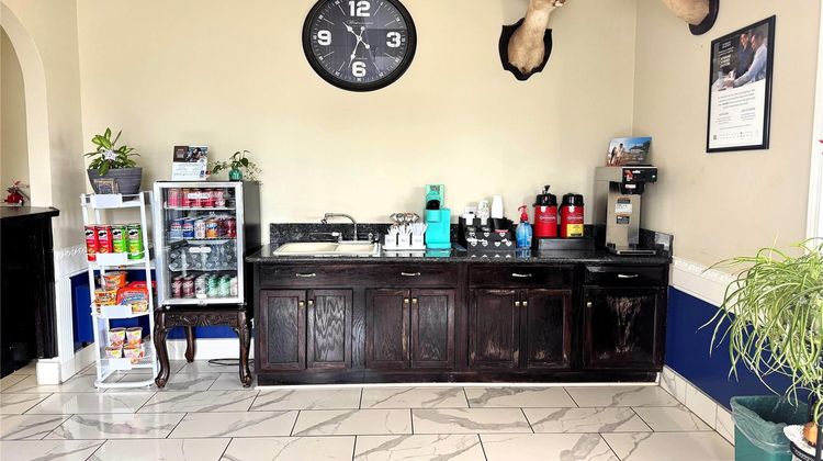 Travelodge by Wyndham Thomasville Lobby
