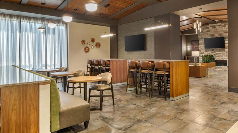 <b>Drury Plaza Hotel Pigeon Forge Lobby</b>. Images powered by <a href="https://iceportal.shijigroup.com/" title="IcePortal" target="_blank">IcePortal</a>.