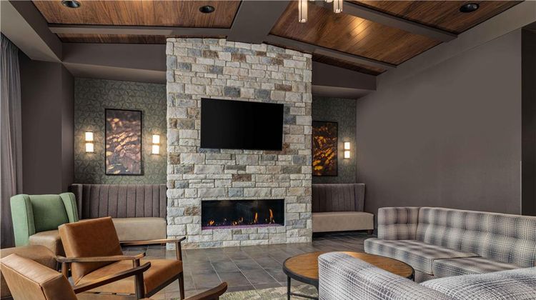 Drury Plaza Hotel Pigeon Forge Lobby