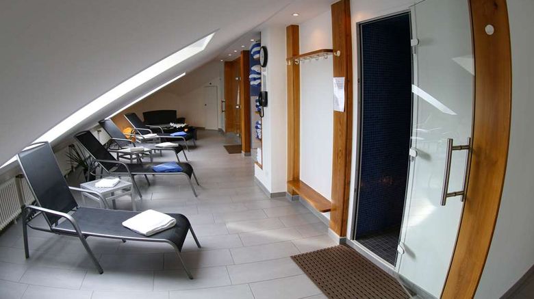 <b>Stadthotel Engel Spa</b>. Images powered by <a href="https://iceportal.shijigroup.com/" title="IcePortal" target="_blank">IcePortal</a>.